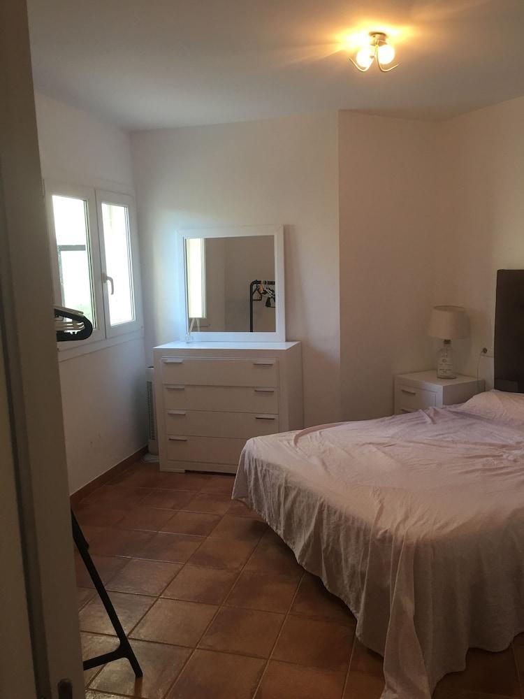 Hotel Infocom Playa Rocio Marbella